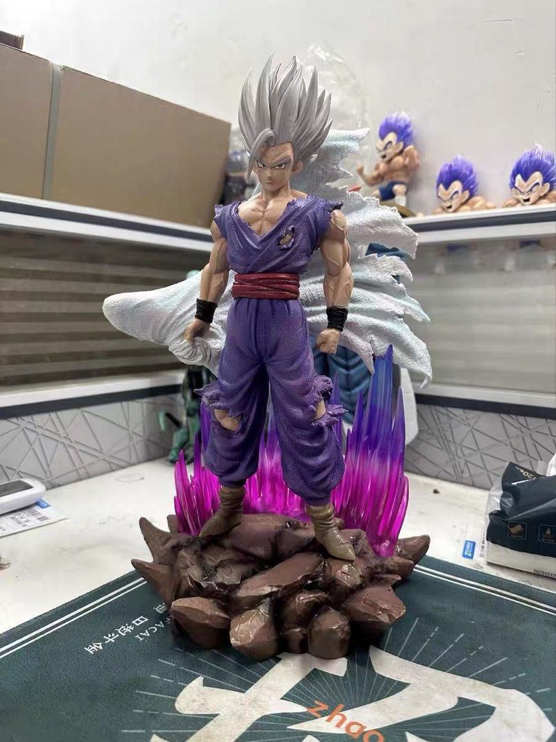 Gohan LED Statue – 36cm Super Saiyan Rage Mode