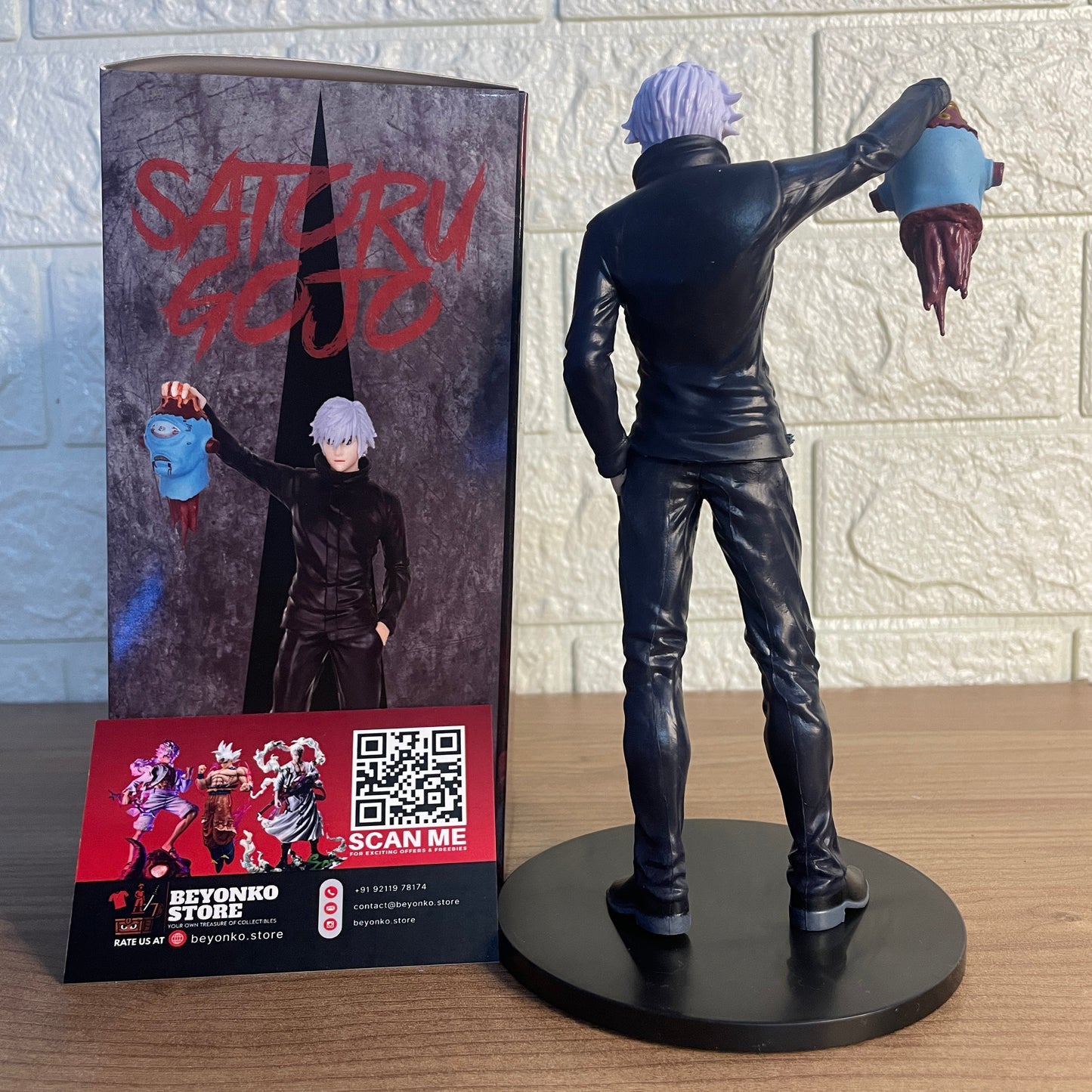 Satoru Gojo Holding Jogo’s Head Figure