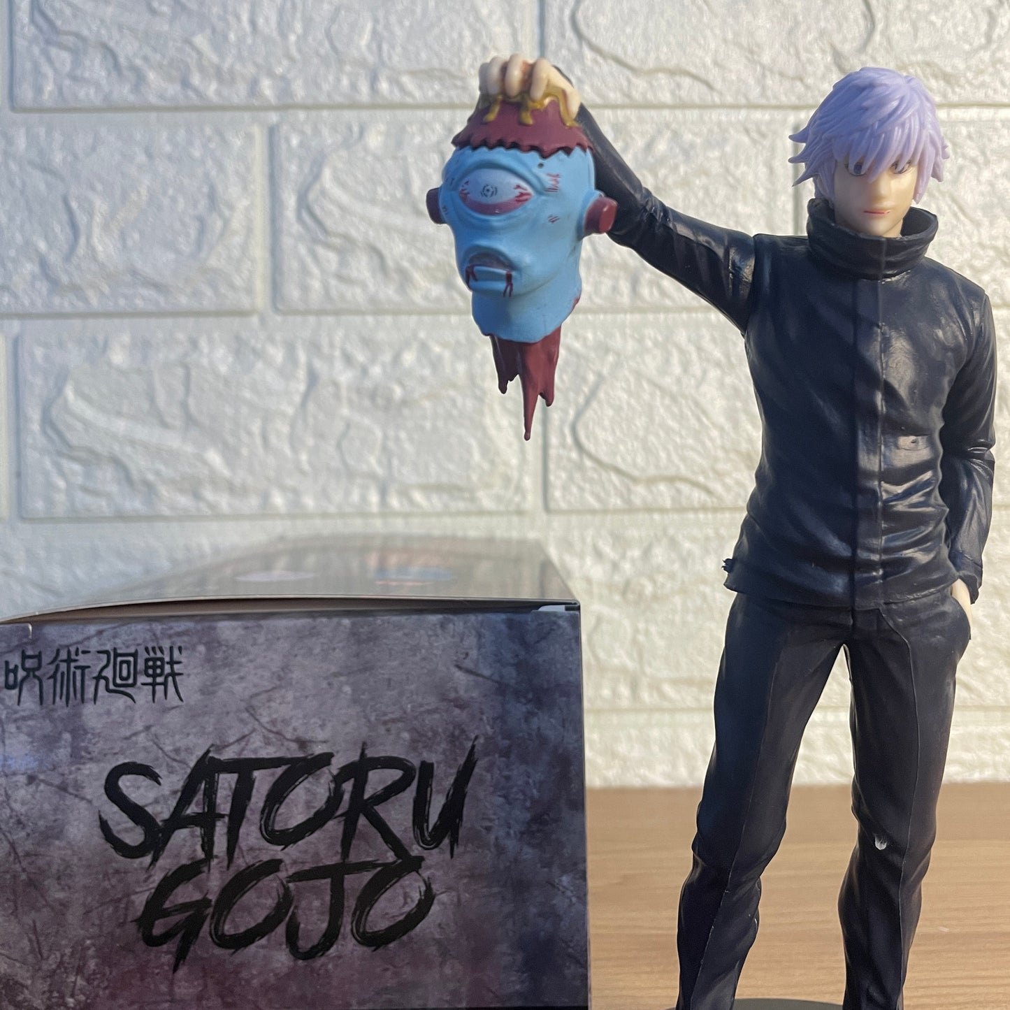 Satoru Gojo Holding Jogo’s Head Figure