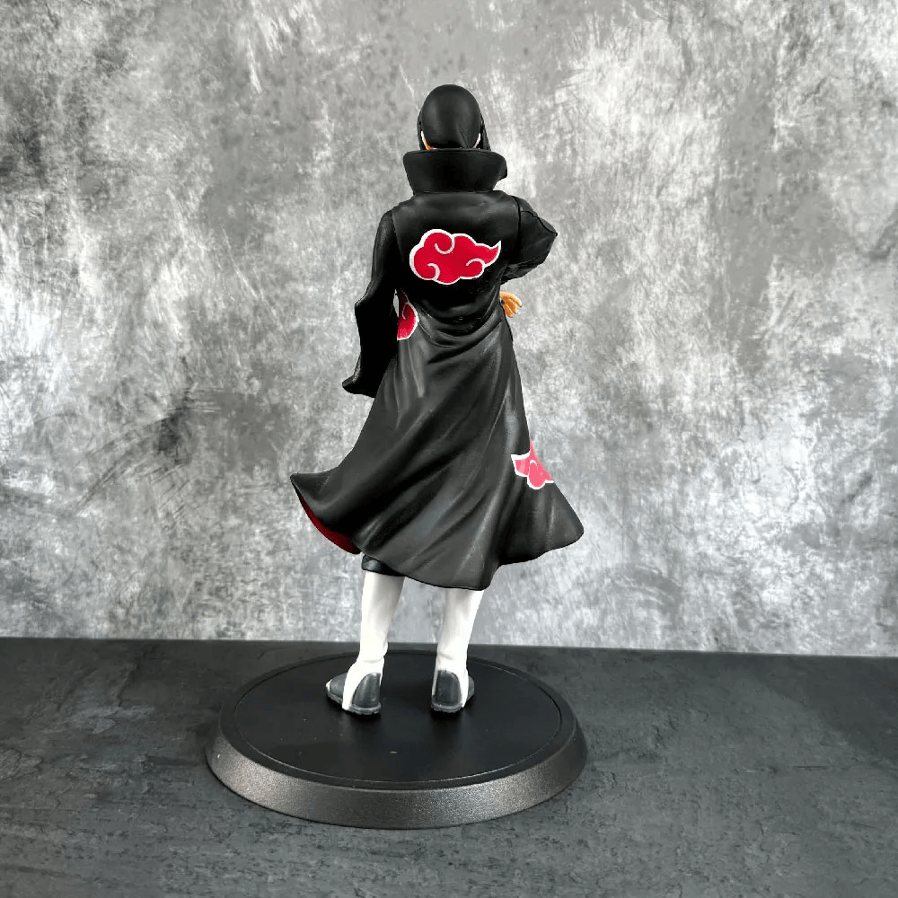 Itachi Uchiha – Akatsuki Pose Figure (22cm)